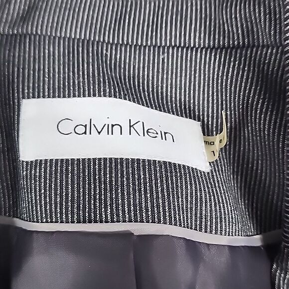 Chic Calvin Klein Pinstriped Gray Blazer - Picture 8 of 13